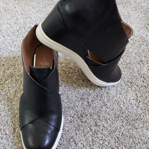 Linea Paolo Black Wedge with side cutout SZ 7M - Picture 3 of 7